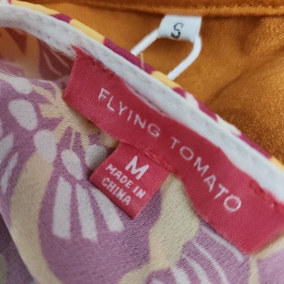 Flying Tomato Magenta Printed Surplice Top  Size Medium - Picture 7 of 7